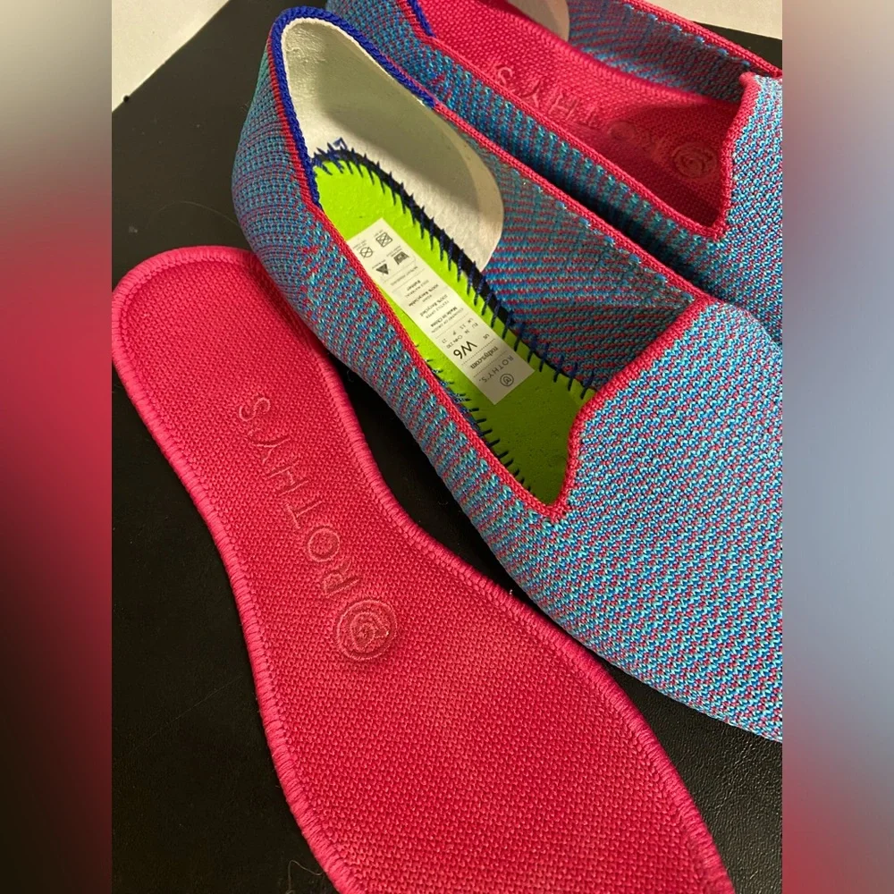 Rothys Womens The Loafer Bluebell Triple Stitch Colorway Size 6 💙🩷